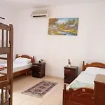 Blue Diamond Hostel Him Kolli Street Building No 4